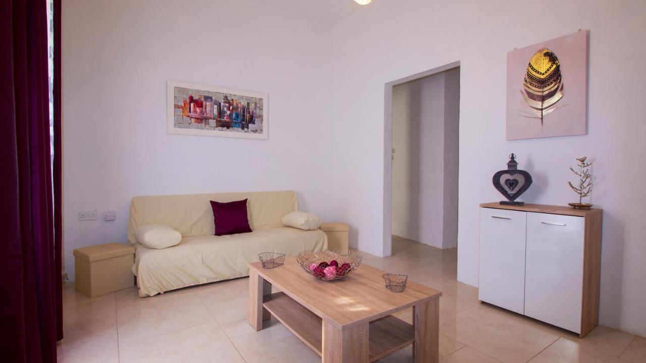 Apartment Close To Fort Saint Angelo Birgu Luaran gambar